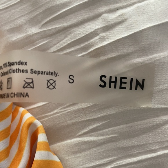 Adorable striped bikini by Shein ☀️ - Picture 6 of 6